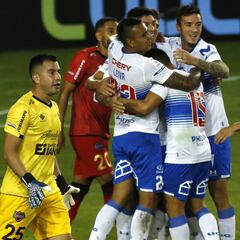 El tricampeón cumple en su estreno