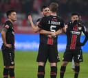 Aránguiz lideró al Leverkusen en gran triunfo ante Bayern