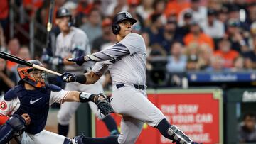HOUSTON, TEXAS - MARCH 28: Juan Soto #22 of the New York Yankees hits an RBI single in the fifth inning against the Houston Astros on Opening Day at Minute Maid Park on March 28, 2024 in Houston, Texas.   Tim Warner/Getty Images/AFP (Photo by Tim Warner / GETTY IMAGES NORTH AMERICA / Getty Images via AFP)