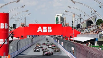 Salida de carrera de Fórmula E en Sao Paulo.