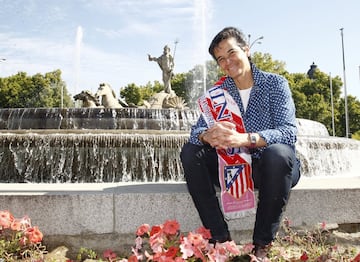 En julio de 2001, el Atlético de Madrid dice sí al Atlético Féminas como su sección femenina. Con este sí Lola Romero pasa de la portería a la presidencia del equipo. En la actualidad el equipo está en Primera División del fútbol femenino, y Lola Romero es Directora General del Club Atlético de Madrid Femenino y Vicepresidenta primera de la Asociación de Clubes de Fútbol Femenino.