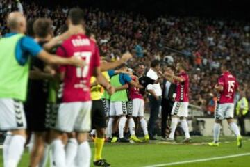 12. Ibai Gómez celebró el segundo tanto con sus compañeros.