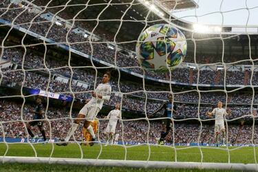 Dennis: "I celebrated like Ronaldo to show them that they lost something"