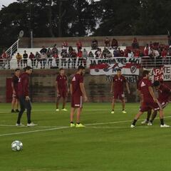 Tremenda hinchada! El premio especial de River y Gallardo a los fanáticos que viajaron en micro a Lima
