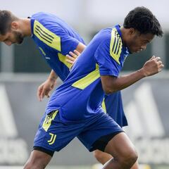 Juan Cuadrado se recupera y es convocado para Champions