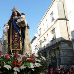 Día de la virgen: por qué es fiesta el sábado 16 y cómo funcionarán los trabajos