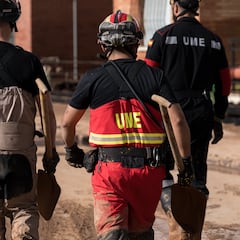 La señal que pidió la UME para saber si había gente en las casas durante la DANA