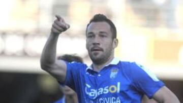 <b>ALEGRÍA. </b>Tato lideró la remontada del Xerez ante el Murcia.