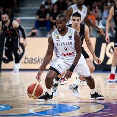 ¡Primera sorpresa! Bélgica incendia el grupo de España