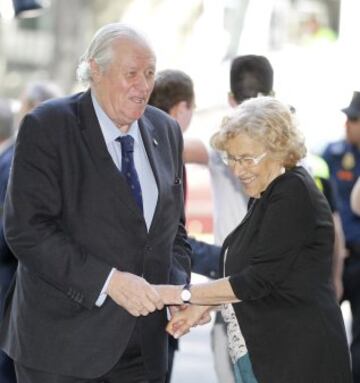 La plantilla del Real Madrid fue recibida en la Alcald¨ªa de Madrid por Manuela Carmena.