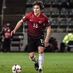 El Atleti mantiene contactos
con el Friburgo por Söyüncü
