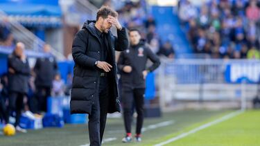 Simeone, en el Alavés-Atlético de Mendizorroza.