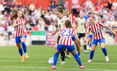 Alexia Fernández se postula a La Roja