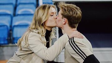 As&iacute; celebr&oacute; la novia de De Jong la eliminaci&oacute;n del Real Madrid de Champions League.