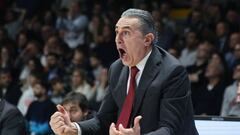 BOLOGNA, ITALY - JANUARY 12: Sergio Scariolo, Head Coach of Virtus Segafredo Bologna during the 2022-23 Turkish Airlines EuroLeague Regular Season Round 19 game between Virtus Segafredo Bologna and Olympiacos Piraeus at Virtus Segafredo Arena on January 12, 2023 in Bologna, Italy. (Photo by Luca Sgamellotti/Euroleague Basketball via Getty Images)