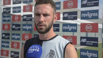Miguel Layún: Muy feliz de continuar en el Porto