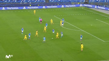 Cómo desconfigurar el bus del Nápoles en 8": el gol del Barça digno de poner en las escuelas