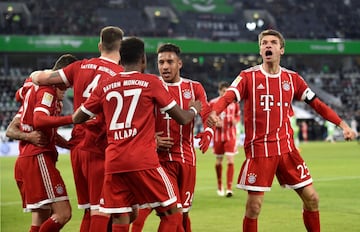 El Bayern es un conjunto veterano que se va reforzando con los mejores jugadores de la Bundesliga. La Bundesliga se les queda corta