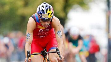 Mario Mola, líder en las Series Mundiales de triatlón.