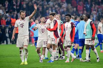 El  Bayern se estrenó con goleada en el nuevo formato de la Champions League. Un equipo legendario del toreno no tuvo piedad del Dinamo de Zagreb. Harry Kane (4 goles, 3 de ellos de penalti) Olise (2), Guerreiro, Sané y Goretzka fueron los goleadores del conjunto bávaro. Petkovic y Ogiwara anotaron los dos goles del equipo croata.