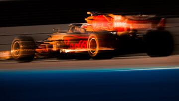 Verstappen durante los Libres 2 del GP de Abu Dhabi.