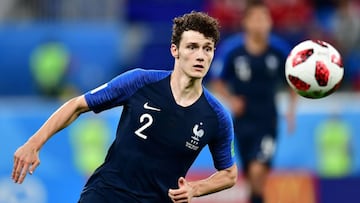 Pavard, durante la semifinal ante B&eacute;lgica.