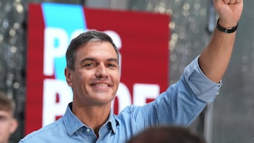 El presidente del Gobierno en funciones y secretario general del PSOE, Pedro Sánchez, interviene en la fiesta de la Rosa del Partido Socialista de Galicia (PSdeG), en la parroquia de Sigüeiro, a 17 de septiembre de 2023, en Oroso, A Coruña, Galicia (España). Pedro Sánchez ha asistido a esta romería que los socialistas gallegos celebran en el Área recreativa do Carboeiro. Según han informado a Europa Press fuentes socialistas, se trata de la XII Festa Socialista de Galicia, un evento de confraternización entre la militancia que el partido socialista gallego recuperó en 2022 después de que no se celebrase durante cuatro años.
17 SEPTIEMBRE 2023;PSOE;PARTIDO SOCIALISTA;PARTIDO SOCIALISTA DE GALICIA;FIESTA DE LA ROSA SOCIALISTA;PSDEG;FESTA SOCIALISTA
Álvaro Ballesteros / Europa Press
17/09/2023