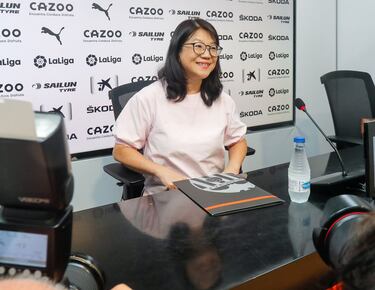 Los compromisos de Layhoon Chan con el estadio