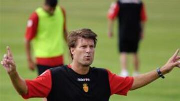 Laudrup ensaya jugadas de ataque para acabar con la sequía del Mallorca a domicilio
