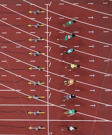 Vista general de los atletas al inicio de la serie 3.