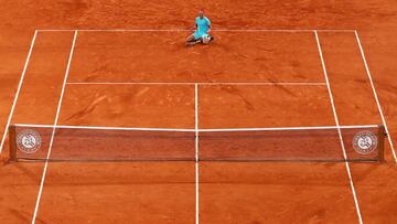 PARIS, FRANCE - OCTOBER 11: General view on Court Philippe-Chatrier as Rafael Nadal of Spain celebrates after winning championship point during his Men's Singles Final against Novak Djokovic of Serbia on day fifteen of the 2020 French Open at Roland Garros on October 11, 2020 in Paris, France. (Photo by Julian Finney/Getty Images)