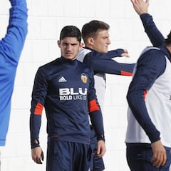 El PSG aceptaría traspasar a Guedes por 40 millones