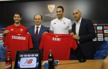 Sergio Escudero y Adil Rami, nuevos jugadores del Sevilla.