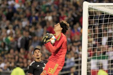 Campeón Copa Oro 2009 frente a Estados Unidos (5-0) Campeón de Copa Oro 2015 frente a Jamaica (3-1)