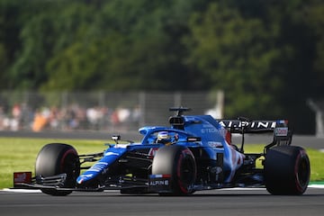 La victoria de Hamilton en la clasificación de Silverstone en imágenes