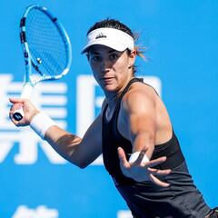 Alexandrova frena el buen inicio de temporada de Muguruza