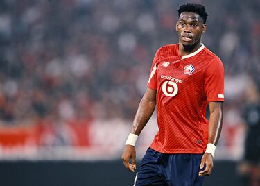 Según Ben Jacobs, periodista británico, el delantero del Lille Olympique Sporting Club es otro de los jugadores que está en la lista. El de Brooklyn llegó al conjunto francés en la temporada 20/21 procedente del KAA Gante.