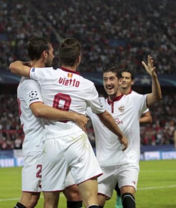 1-0. Vietto celebró el primer tanto.