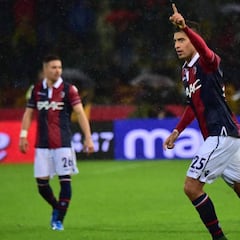 Adam Masina toma ventaja
para ser el lateral izquierdo