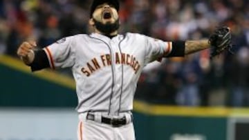 Sergio Romo, lanzador de los Gigantes de San Francisco 