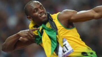 Usain Bolt celebra su triunfo en los 200 metros.
