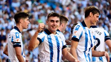 Real Sociedad's Spanish forward #07 Ander Barrenetxea (C) celebrates scoring the opening goal during the Spanish Liga football match between Real Sociedad and RC Celta de Vigo at the Anoeta stadium in San Sebastian on August 19, 2023. (Photo by ANDER GILLENEA / AFP)