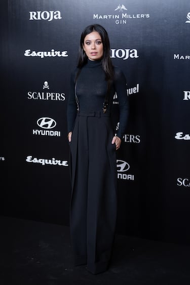 Anna Castillo posa en el photocall de la gala de entrega de los Premios Hombres del Año Esquire en el Casino de Madrid.