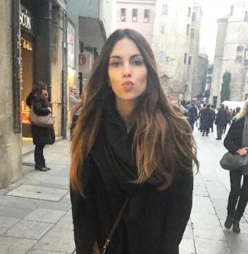 La periodista Melissa Jim谷nez es pareja del central blaugrana Marc Bartra.