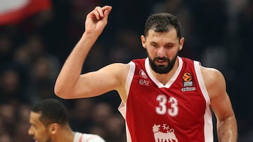 Milan's Nikola Mirotic reacts during the Euroleague Basketball match between Red Star Belgrade and Emporio Armani Milan in Belgrade, Serbia, 24 November 2023.