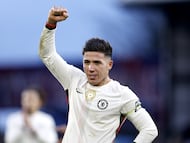 LONDON (United Kingdom), 25/01/2026.- Chelsea player Enzo Fernandez celebrates after the team won the English Premier League match between Crystal Palace and Chelsea FC, in London, Britain, 25 January 2026. (Reino Unido, Londres) EFE/EPA/DAVID CLIFF EDITORIAL USE ONLY. No use with unauthorized audio, video, data, fixture lists, club/league logos, 'live' services or NFTs. Online in-match use limited to 120 images, no video emulation. No use in betting, games or single club/league/player publications.