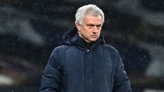 LONDON, ENGLAND - FEBRUARY 04: Jose Mourinho, Manager of Tottenham Hotspur looks on during the Premier League match between Tottenham Hotspur and Chelsea at Tottenham Hotspur Stadium on February 04, 2021 in London, England. Sporting stadiums around the UK