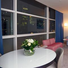 Mourinho seguirá viviendo en un hotel de más de 900 € la noche