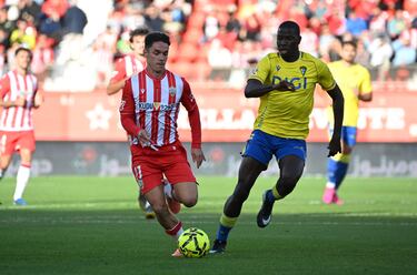 Aprobados y suspensos del Almería: exhibición para golear y disfrutar ante el Cádiz