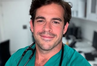 Aurelio Rojas, cardiólogo: “Si tomas un bol de kéfir con arándanos antes de dormir vas a lograr un sueño más estable”